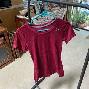 NIKE RUNNING TOP